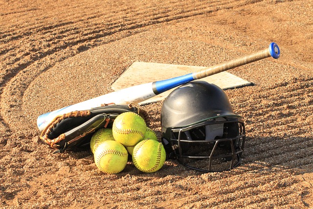  SOFTBOL VE BEYZBOL AYNI SPOR MU ?